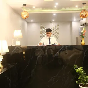 Earth 3*, Delhi (National Capital Territory of India) India