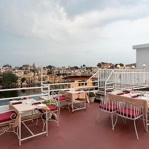 https://panorama-guest-house.udaipurhotels.org