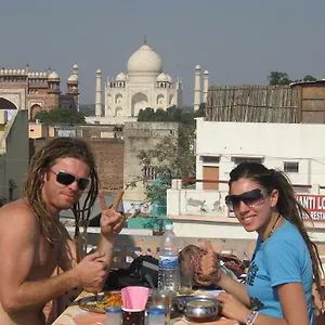 https://sai-palace.agrahotelsindia.net